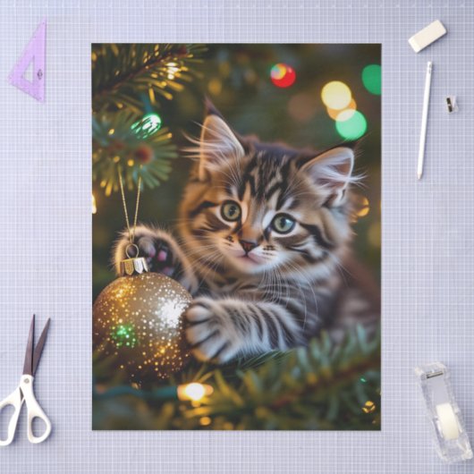 Little Kitten on Christmas Tree Seidenpapier (Basteln)