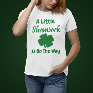 Little Kleeblatt St Patrick's Day Pregnancy T-Shirt