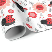 Little Ladybug Happy Birthday Individuelle Name Geschenkpapier (Rolleneckpunkt)
