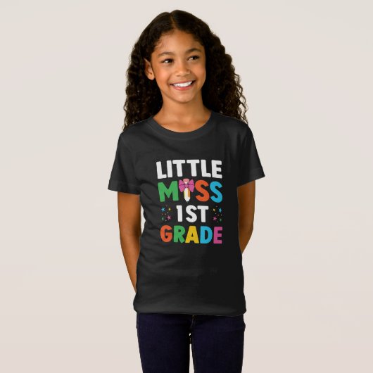 Little Miss 1st Grade Typografy School T-Shirt (Vorne ganz)