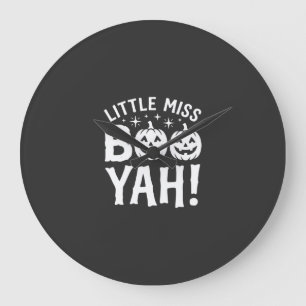 Little Miss Booyah Halloween-Kürbisdesign_1 Große Wanduhr