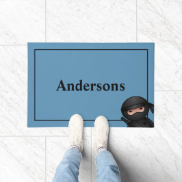 Little Ninja Warrior auf Blue Fußmatte