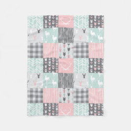 Little One Patchwork Deer - rosa, minze und grau Fleecedecke
