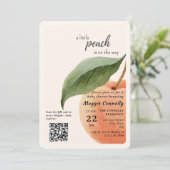 Little Peach is on the Way Baby Shower Invitation Einladung (Stehend Vorderseite)