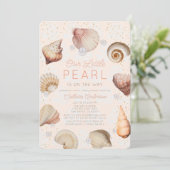 Little Pearl Seashells Pink Girl Baby Dusche Einladung (Stehend Vorderseite)
