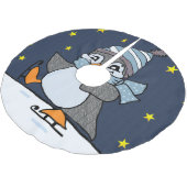 Little Penguin Polyester Weihnachtsbaumdecke (Schrägansicht)