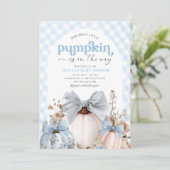 Little Pumpkin Blue Boy Baby Shower Einladung (Stehend Vorderseite)