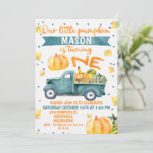 Little Pumpkin Blue Truck 1. Geburtstag Einladung (Stehend Vorderseite)