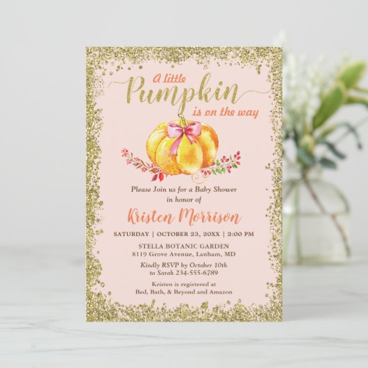 Little Pumpkin Blush Gold Glitzer Fall Baby Dusche Einladung (Stehend Vorderseite)