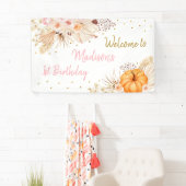 Little Pumpkin Boho Floral Geburtstag Banner (Insitu)