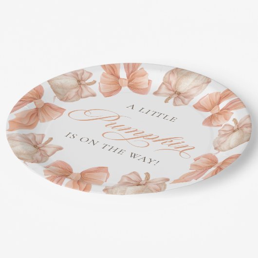 Little Pumpkin Bow Baby Showpaper Teller (Schrägansicht)