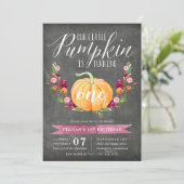 Little Pumpkin Custom Age Birthday Party Einladung (Stehend Vorderseite)