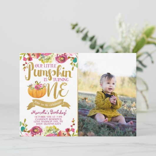 Little Pumpkin Einladung zum ersten Geburtstag (Stehend Vorderseite)