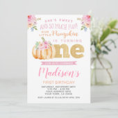 Little Pumpkin Erster Geburtstag Einladung (Stehend Vorderseite)