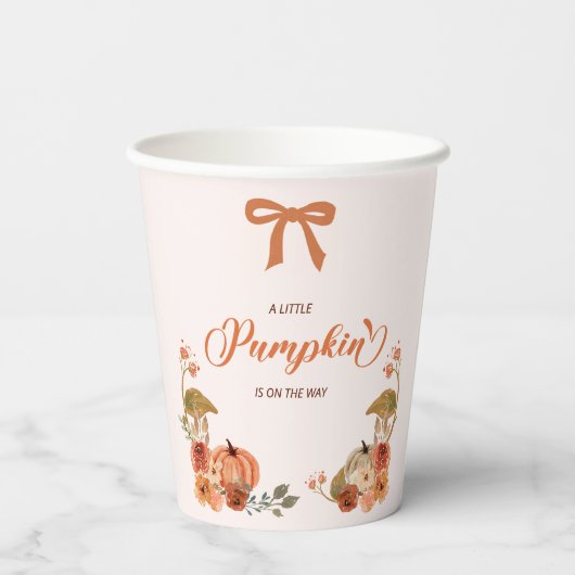 Little Pumpkin Fall Floral Baby Dusche Pappbecher (Rückseite)