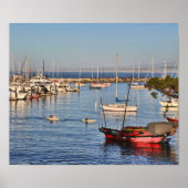 Little Red Boat Monterey, Kalifornien Poster (Vorne)