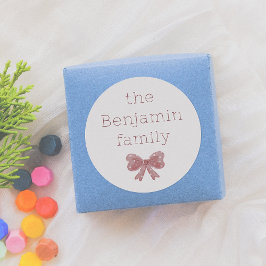Little Red Bow | Benutzerdefinierter Familienname Runder Aufkleber