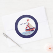 Little Sailboat Navy Boat Baby Duwer Gefallen Runder Aufkleber (Umschlag)