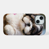 Little Shih Tzu Puppy-Basket-Blume iPhone 15 Hülle (Rückseite (Horizontal))
