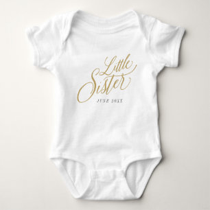 Little Sister Custom Due Date Ankündigung Baby Strampler