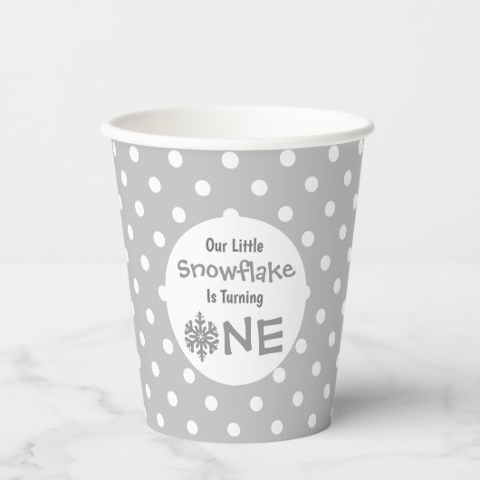 Little Snowflake 1. Geburtstag Pappbecher (Vorderseite)
