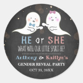 Little Spirit Halloween Ghosts Gender Reveal Party Runder Aufkleber (Vorderseite)