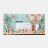 Little Steps Daycare Pastel Greenery Personalized Schreibtischunterlage (Tastatur & Maus)