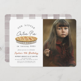 Little Süsse Pie Fall Weißes Geburtstagsfest Foto Einladung