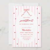 Little Sweetheart Bow First Birthday Invitation Einladung (Vorderseite)