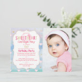 Little Sweetheart Valentine's Geburtstags-Foto Einladung (Stehend Vorderseite)