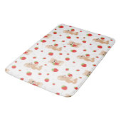 Little teddy bear with strawberry badematte (Schrägansicht)