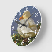 Little White Duck Runde Wanduhr (Winkel)