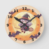 Little Witch Halloween Wall Clock Runde Wanduhr (Vorderseite)