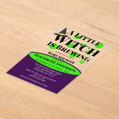 Little Witch is Brewing Halloween Baby Shower Acryleinladungen (Ablage )