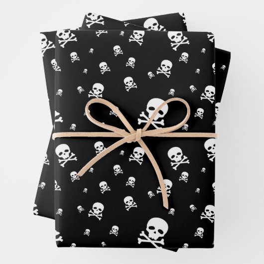 Littles White Pirates Skulls auf schwarzem Hinterg Geschenkpapier Set (Beispiel)