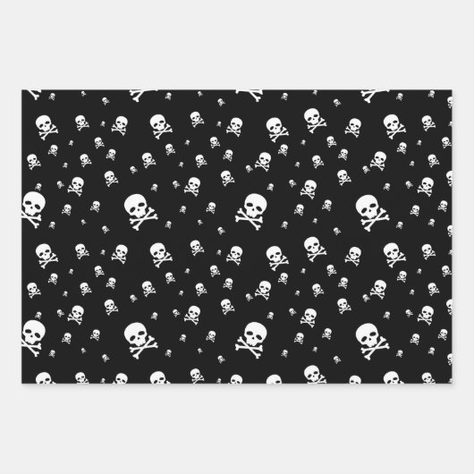 Littles White Pirates Skulls auf schwarzem Hinterg Geschenkpapier Set (Vorderseite)