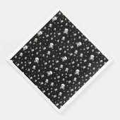 Littles White Pirates Skulls auf schwarzem Hinterg Serviette (Ecke)