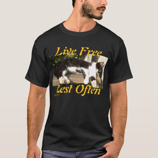 "Live Free", Smiler, cute, cat, gift T-Shirt (Vorderseite)