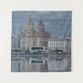 Liverpool Skyline Reflektion Wandteppich (Vorderseite)