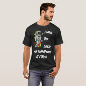 Living The Dream One Nightmare at A Time Money Spa T-Shirt (Vorne ganz)