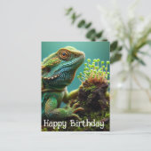 Lizard im Moss Garden Happy Birthday Postkarte (Stehend Vorderseite)