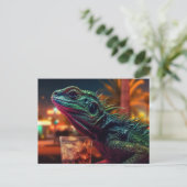 Lizard mit einem Getränk Postkarte (Stehend Vorderseite)