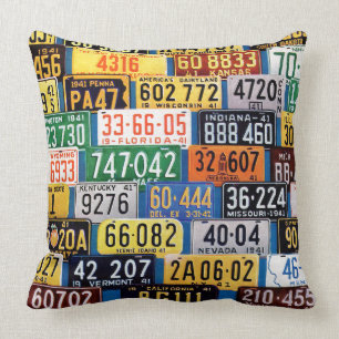 Lizenz-Teller durch H. Wilson Smith Kissen