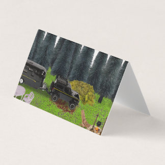 LKW mit Camper im Woods Cleared Camping Spo