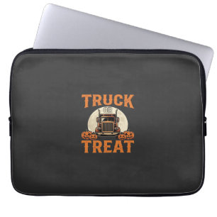 LKW oder Süßigkeiten Halloween Sattelzug Design_1 Laptopschutzhülle