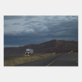 LKWs, Berge und Sonnenuntergang schöne Aussichten Geschenkpapier Set (Vorderseite)