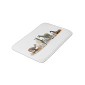 Llama Meadow Bath Mat (Farbe auswählen) Badematte (Schrägansicht)
