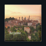 LMD111 BERGAMO Sonnenaufgang, Lombardei, Italien,  Magnet<br><div class="desc">Hier finden Sie das Andenken Ihres Urlaubs. Diese Kategorie enthält Kühlschrankmagnete von vielen Orten in Italien. (LMD111 BERGAMO Sonnenaufgang,  Lombardei,  Italien,  Kühlschrank Kühlschrankmagnet). Erleben Sie Freunde und Verwandte mit den einzigartigen Souvenirs von Ihrer großartigen Reise. Probier uns! #LeoPepeDesign - Europa italy,  Leopepedesign,  Reise Foto Tourismus,  Souvenir Gadget Kühlschrankmagnet.</div>