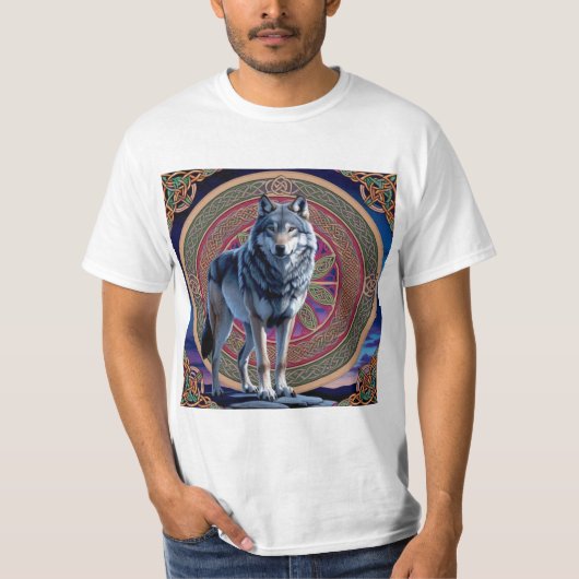 Lobo Gris Místico en Diseño Celta T-Shirt (Vorderseite)