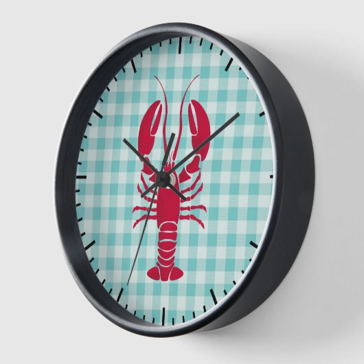 Lobster auf Blue Gingham Kitchen Uhr (Winkel)